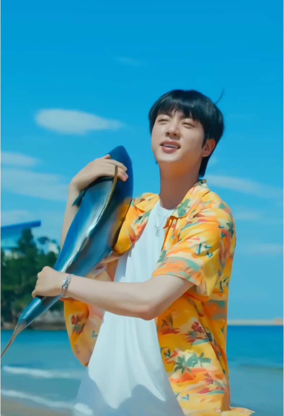 Jin with his Tuna 🐹🐟 #jin #supertuna #bts #fyp 