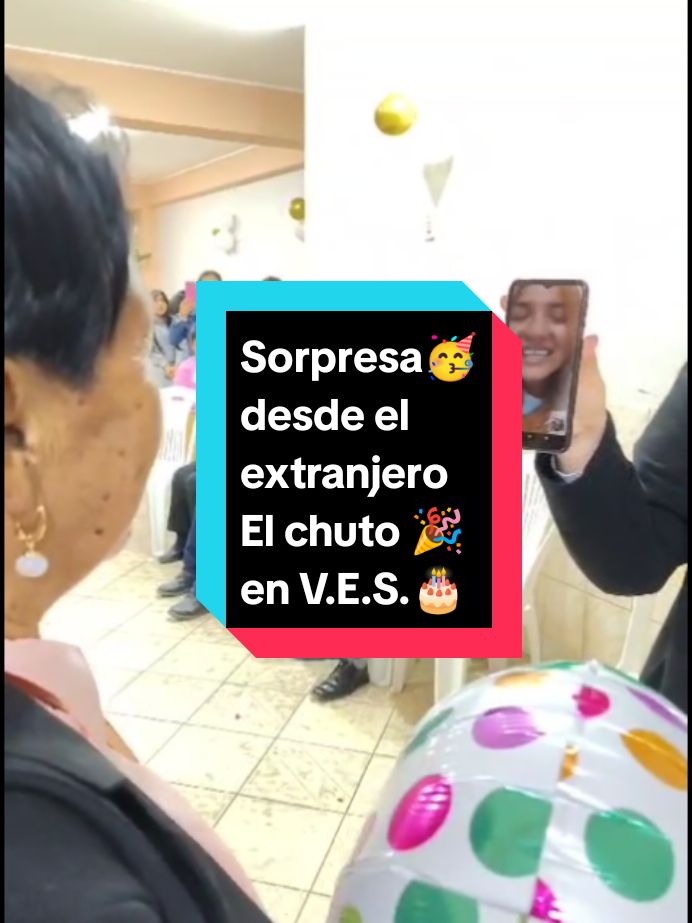 Visita sorpresa del chuto 💐 para la cumpleañera en su día 🥳 de parte de su nieta que se encuentra en el extranjero 🥰🎂 #show #visitasorpresa #sorpresadelchuto #serenatatunantera #chuto #villaelsalvador 