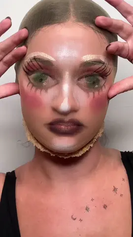 i kept seeing this vintage doll trend and i really wanted to try it, but honestly i couldnt SEE ANYTHING lol 😂 i was basically doing this blind, hence my surprise at the end of the video when the face looked sort of good? i probably shoulda used stockings instead of a wig cap lol anyways, its not perfect but its creepy and i had fun ✨☺️  The orignal creators of this trend do it so much better @berny and the brilliant @Val Garland  #vintagedoll #vintagedolltrend #wigcapmakeup #scary #Halloweenlook 