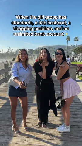 Feminists and dusty men hate us 💅🏻 #girls #rich #friends 