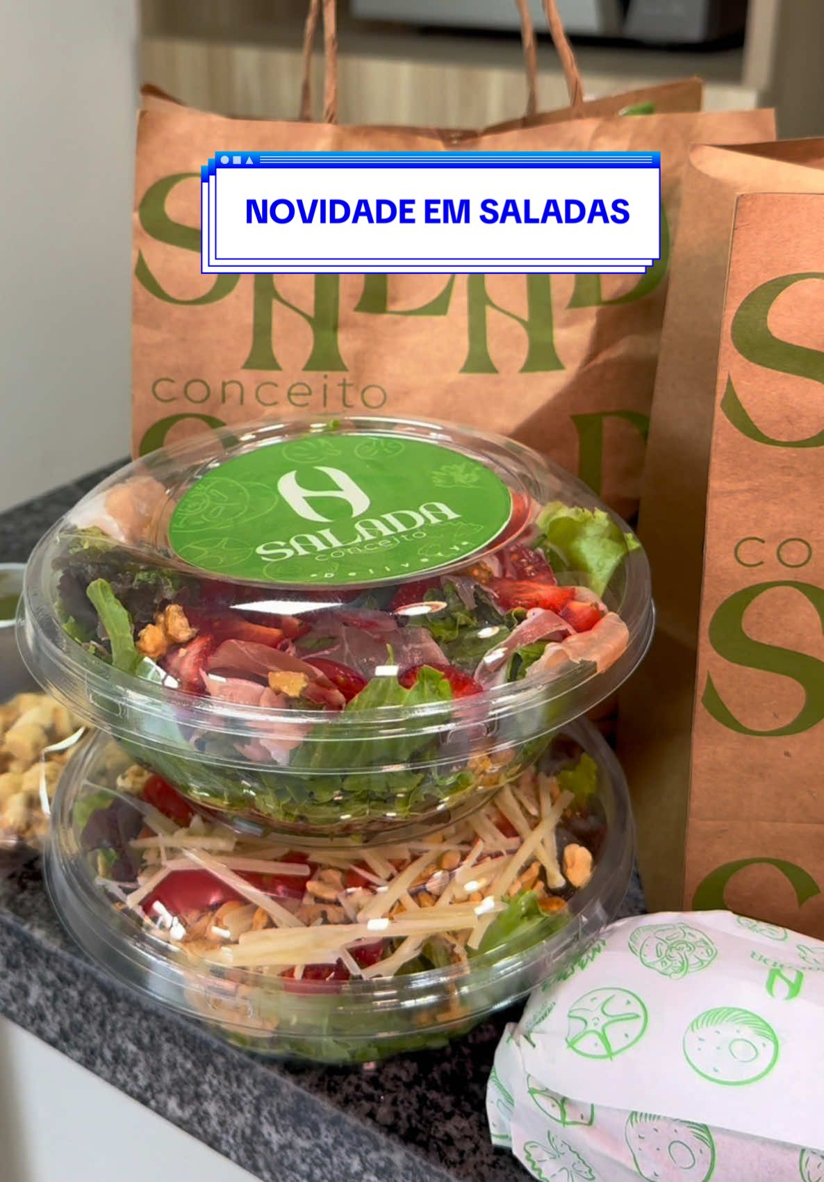 Novidade em Fortaleza! Salada Conceito chegou com opções práticas e deliciosas. Confere no vídeo várias opções incríveis que você pode pedir por lá! :) #delivery #fit #comidafit #comidasaudavel #fortaleza #fortalezace #salada 