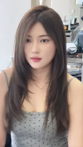 Layer tầng cao kết hợp màu nhuộm nâu tây tôn da #xuhuong #minhrhairquan7 #duỗihơinước #duỗicupphong #salonquan7 #salontocquan7 #nâulạnh #màunhuomtonda #layertầngcao #màunhuộmđẹp 
