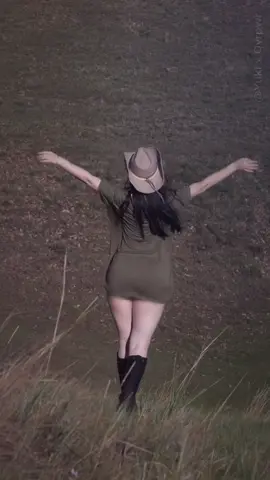 ESMERALDA🛐🥶 #douyin #douyin抖音 #yukixoverpower #ovrpwrsqd #fyp #chinesegirl #douyin_china #chinese 