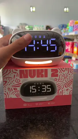 Jam meja unik canggih teknologi AI serasa punya asisten prinadi si Nuki 2 Ripple,, bisa set alarm, bisa jadi lampu tidur , remote matikan ac dan tv , hitung mundur saat masak dan sudah ada baterain tanamnya #halonuki #jammejaunik #timermasak #lamputidur #nuki2 #jamdigital #jammejaaestetic 
