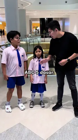 Hanami itu jajanan apa? 🫣