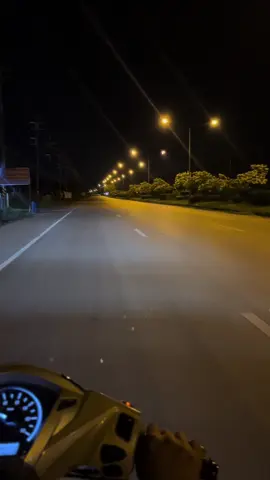 🙃#ท้องฟ้า #เทรนเศร้า #กลางคืน #คนเดียวไม่ได้แย่ 