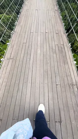 JEMBATAN jejekmu masih membekas dlm ingatan#sukabumi #situgunung #jembatangantung 