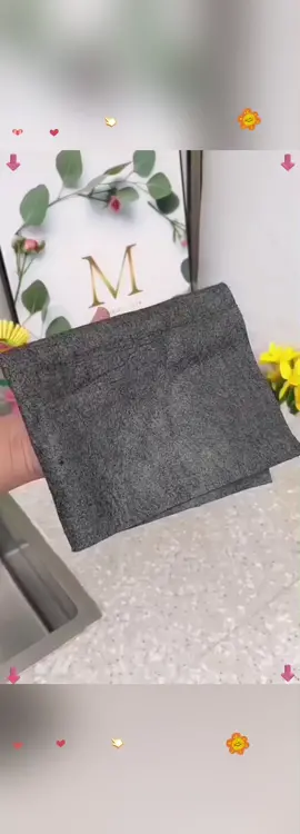 The Secret to Streak-Free Windows! Say Goodbye to Lint and Marks with This Magic Cloth#CleaningHacks #HomeEssentials #StreakFree #MagicCloth #WindowCleaning #CleaningTips #HomeImprovement #SparklingClean #ShopNow #musthaveskincare 