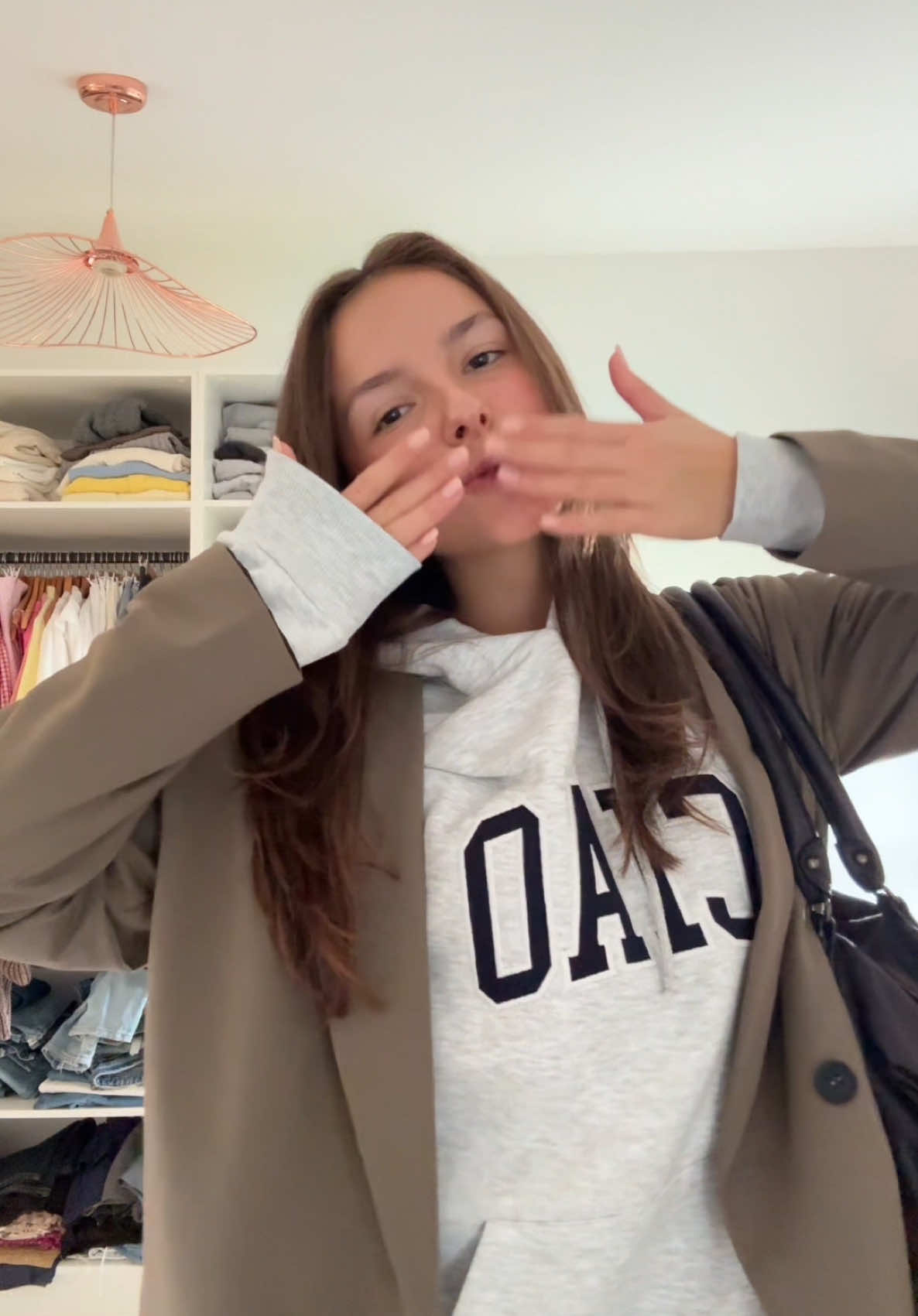 On s’habille ensemble ( outfit de hier !! ) #onshabilleensemble #sportsoutfit 