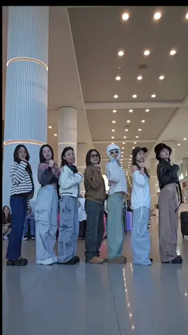 มาเยือนถึงที่ จะไม่เต้น #เชียร์ลีดเดอร์เกาหลี ได้ยังไง  4EVE in SEOUL 4EVE SEOUL-VIVAL 🇰🇷 #โฟร์อีฟโซลไววัล  #4EVE #XOXOentertainment  #Tpop 