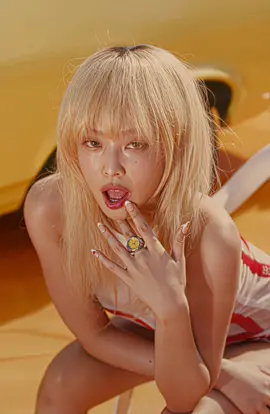 #blondehair #blonde #mantra #jennie #aura #fyp #blackpink #viral_video #edit #jenniedit #blackpinkedit  JENNIE BLONDE HAIR AGAIN 😩