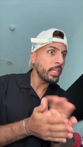 مش متذكر