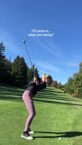 smooth pitching wedge . . . #golfgirl golf girls #seattlegolf #girlgolf #golfer seattle golf #fallgolf #girlswhogolf 