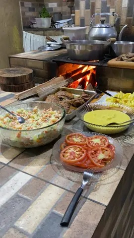 #fogaoalenha #sertao #vidanocampo #comidamineira#almoçonaroça😍 #roçaafazenda 🤠💕🍲