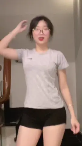 bài cứ cuốn kiểu gì á |dc @Hoàng Lan Anh #kanhihi_ #TikTokDanceVN 