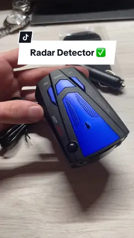 It even has 2 different modes, “city” and “highway”, to avoid picking up certain signals in the city. Great deal, take advantage of the sale. #radardetector #tiktokmademebuyit #tiktokshopfinds #caraccessories 