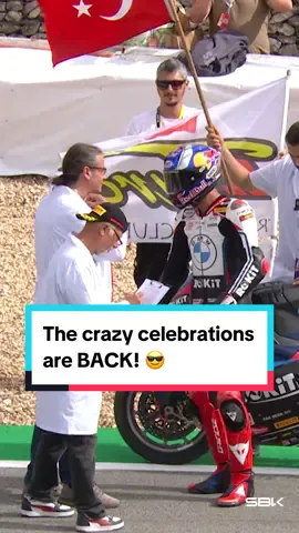 The return to winning ways mean that also the creative celebrations are back 😅 We think we can confirm that @Toprak Razgatlıoğlu full form! ✅ #EstorilWorldSBK 🇵🇹 #WorldSBK #motorcycle #Motorsport #racing #sportsontiktok 