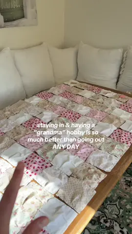 just a 95 year old at heart 💌🎀🪡 #sewingtiktok #puffquilt #puffquilting #quilttok #craftygirls #homebody #aesthetic 