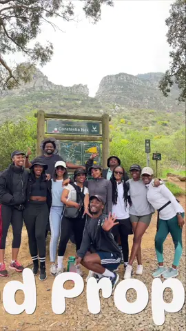 Pov: you are part of a wholesome hiking group with other young professionals! 🥹❤️ #Hiking #hikingcapetown #capetownhiking #hikingsouthafrica #getoutside #fyppppppppppppppppppppppp #fypシ゚ 