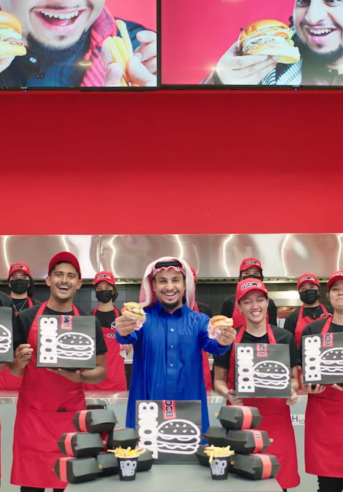 حبايبي بعلمكم #وش_سالفة_المفتاح  الحمدلله فتحت مطعم “BOOMB” في البوليفارد وورد، منطقة “أمريكا”، وحبيت تشاركوني الفرحة بالمسابقة ..  شكرًا للي شاركوا، وبكرة الأحد بكون في المطعم نعلن أسماء الفايزين بحضور نجوم مسلسل شباب البومب ونتشرف بزيارتكم❤️🙏🏻 هذا حساب المطعم @boomb.saudi  #شباب_البومب  #فيصل_العيسى #مطعم_BOOMB 