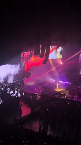 Pink skies 🩷 #lany #fypシ #lanyconcert2024 #lanyasiatour2024 #lanyblurconcertph #lanyconcert 