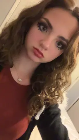 THE RED MEANS I LOVE YOUUUU