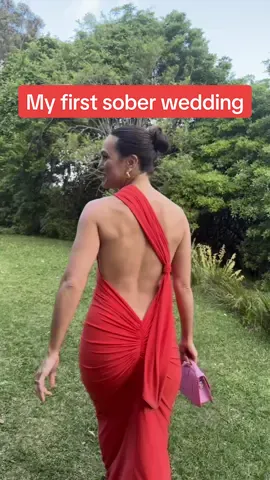 Have you ever attended a wedding completely sober? #CapCut #wedding #soberwedding #weddingtiktok #sydneywedding #soberweddingtips #sobergirl #fyp 