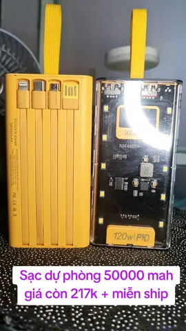 Sạc dự phòng 500000 mah.dùng cho đại gia định với 4 chui sạc điện thoại hàng chính hãng có bảo hành lên đến 12 tháng nhé cả nhà.#truyendongluc #tamtrang #xu #tránghop43 #sacduphongtrongsuot #sacduphong50000mah #sacduphong 