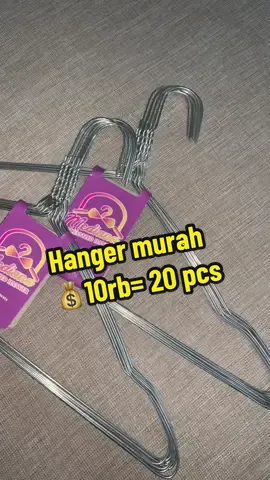 hanger baju karna udah pada rusak jadi kita  beli di @BOS Hanger Bekasi ✨🤩👍🏻 #hanger #terjangkauharganya #murah #kualitasterbaik #fypシ゚viral #belanjaditiktok 