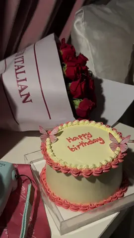 12 October Happy birthday to me🎂🎀🎁  #عيد_ميلادي#اكسبلورexplore #أكتوبر #october #explore  #birthday #birthdaygirl 
