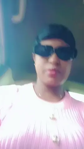 je vais écouter d'abord 😅 #france🇫🇷 #cotedivoire🇨🇮225  #la patronne #jolie femme baoulé 🥰
