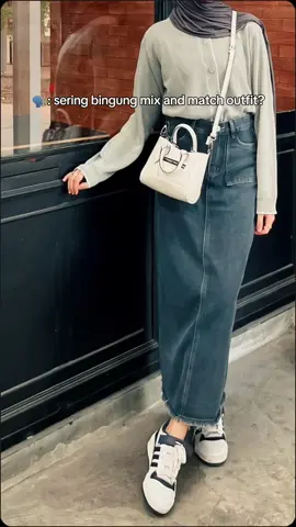 Tenang, di sini tempatnya nyari inspirasi outfit ala selebgram dan rekomendasi toko kece biar penampilan kamu makin on point dan stylish!😎🔥  #foryou #outfitideas #outfitinspo #inspirasioutfithijab #ootdhijab #outfitwanita #gayaditiktok #ootdsimple #outfithijabstyle #ootdfashion 