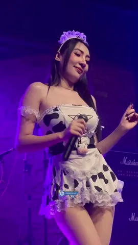 แม่วัวฟาร์มไหน😍 #แคร์ทศกัณฐ์แบนด์ #ทศกัณฐ์แบนด์ #musicroom #มาแรง #สาวสวยน่ารัก #ฟีดดดシ 
