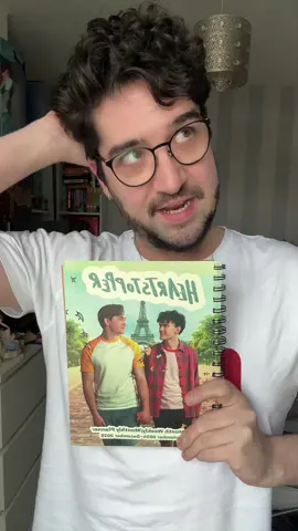 THE NEW HEARTSTOPPER DIARY IS SO CUTE!! 🤩 Also shoutout to @Anthony Voulgaris for always making me smile with his sweet treats. 🤣
