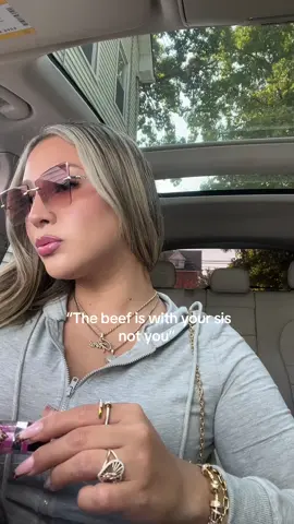 🙂🙂🙂🙂😜#oldersister #oldersistervibes #oldersistersbelike #oldersibling #bigsister #bigsis 