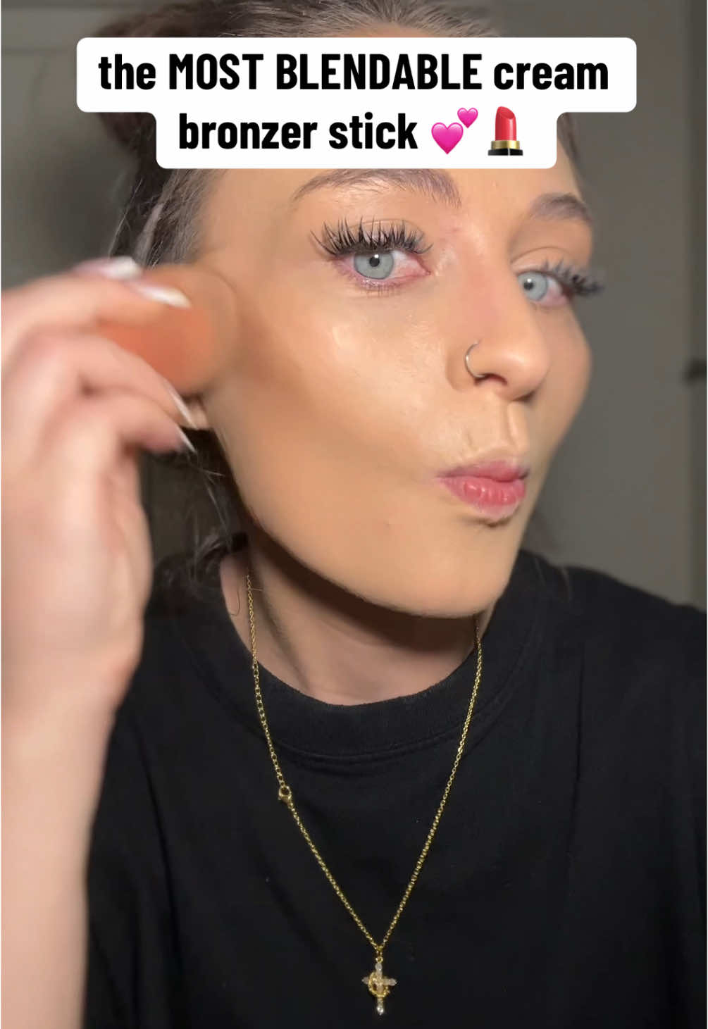 Lys cream bronzer stick @LYS Beauty #lys #lysbronzingstick #creambronzer #creamcontour #contourtutorial #makeup #tiktokshopblackfriday 