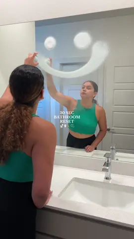 A nice bathroom refresh to start the new week off 👌🏼 #30sec#bathroomreset#sundayreset#bathroomrefresh#bathroomrestock#cleaningvideos#cleaning#satisfyingcleaning#cleanupwithme#cleanwithme