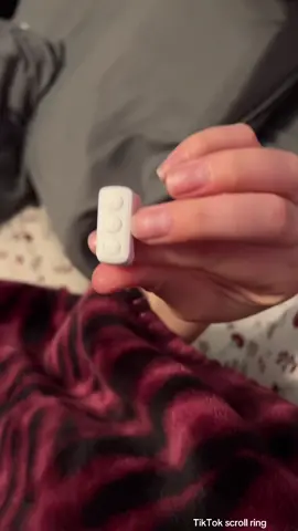 Tiktok scrolling ring. This little thing is cool. #ring #scrollring #halloween #TikTokShopCyberMonday #SuperBrandDay #FallDealsForYou  #tiktokshop   #TikTokShopHolidayHaul  #TikTokShopBlackFriday
