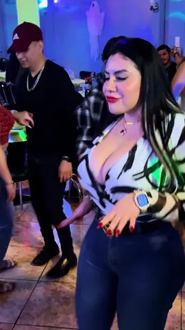 Cumbias para bailar con la bonita #parat 