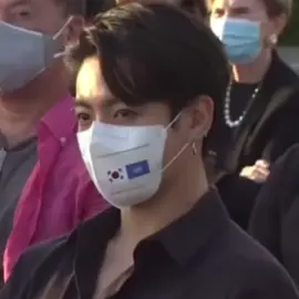 #jungkook #fyp #viral #explore #jeonjungkook #اكسبلورexplore #jk #الشعب_الصيني_ماله_حل😂😂 #viralvideo #fypシ 