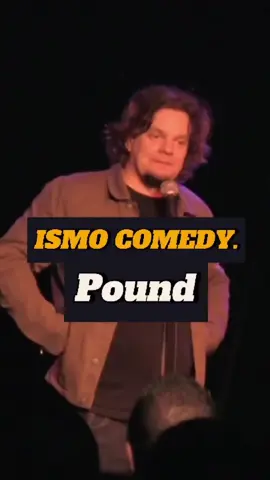 Pounds vs Pounds? ISMO' hilarious language comedy will leave you laughing hard 😁🎤 #standup #standupcomedy #ismo #britishhumour #jokes 