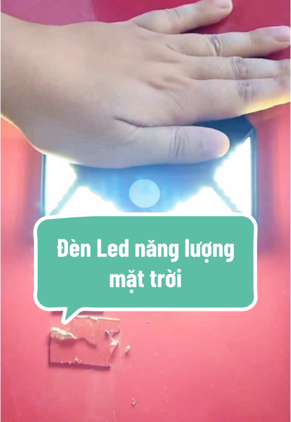 Đèn led năng lượng mặt trời , 100 led cảm biến chuyển động , chống thấm nước #denled #denlednangluongmattroi #dennangluong #densanvuon 