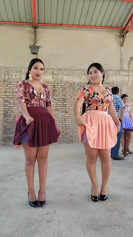 un zapateo 👏🏻❤️💃🏻@Silvia fernandez 🌼🌻  generación juvenil  @Elizabeth estrellita  @Jhustin Suvia Flores  #parati #cbba  #bolvia🇧🇴 #brasil🇧🇷  #peru🇵🇪 #españa🇪🇸  #Viral #amigas🤞🏻💕  #fypシ 
