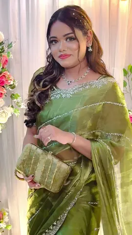 #wedding #weddinglook #partymakeuplook #jimmychoosaree #viralsaree #foryou #nishatu #fypageシ #fyp #fypシ゚viral #trending #fypage #fy #fypシ #unfreezemyacount  #foryoupage #fyy 