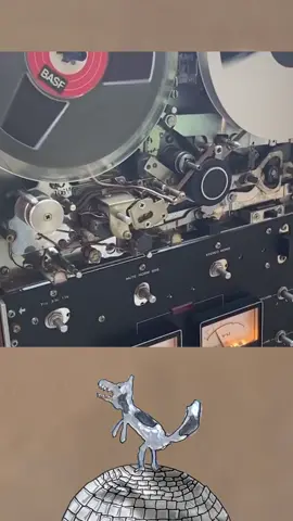 #fyp #dance #music #electronic #techno #cutloose 