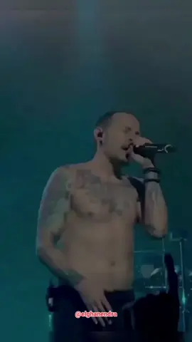 I've put my trust in you .... in the end... It doesn't even matter... 🌹🎸🎵☢🤘🔥🍻 #linkinpark #intheend #intheendlinkinpark #song #rock #hiphop #music #musisi #legend #indonesia 