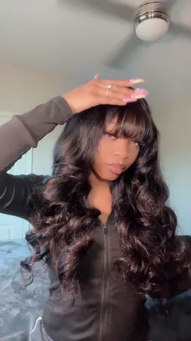 Glueless 13x5 Body Wave Wig With Bangs 26” from @Jessie’s Wig link👆🏽 & bio #fyp #wiginfluencer #trendingtiktok #jessieswig #bangs #gluelesswig #foryoupage #tiktokshop #blackgirlmagic 