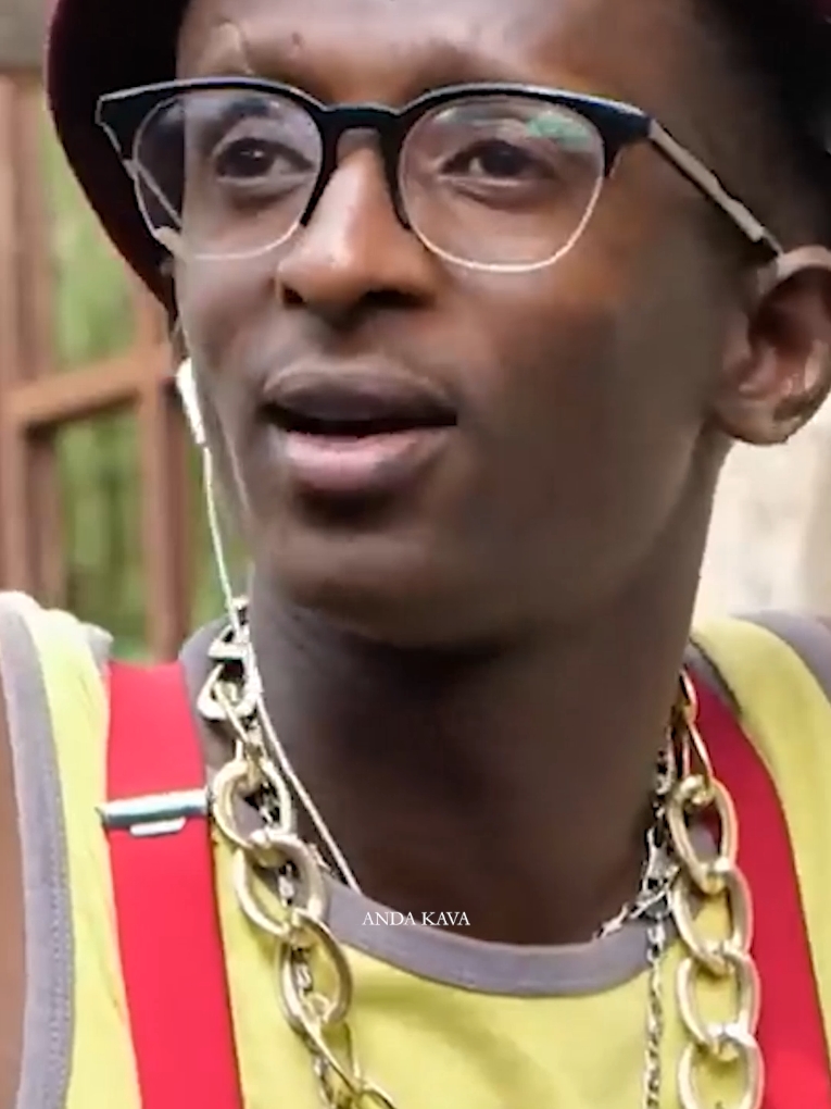 1min of Njugush playing as Heze | PART 2🤣 #kenyantiktok #kenyanfilm #kenyancomedy #njugush #andakava #njugushcomedy 