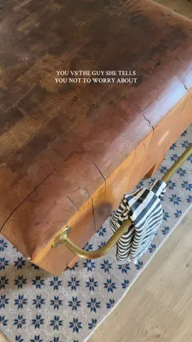 I like em big, I like em chunky. 🤭 #chunky #bigandchunky #butcherblockisland #youvstheguyshetellsyounottoworryabout #tablesaga #fbmarketplace #fbmarketplacefinds #interiors #kitchendesign #kitchendecor #homeimprovement #antiques #kitchen #preptable 