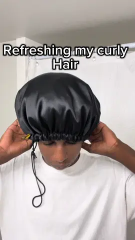 Refreshing my curly hair #curls #fyp #fypp #curlyhairtutorial #haircare #curly #haircare #blowthisup #howtotiktok #hairstyle #viralvideos #curlygirl #hairtok 